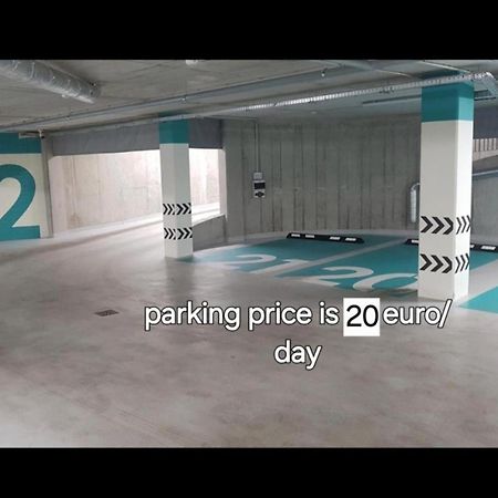 Happy Inn Gold Studio, Self Check-In, Parking In The Underground Garage Vilnius Exterior photo